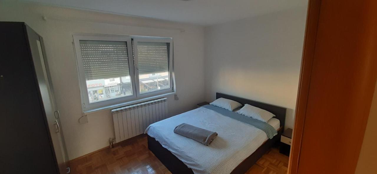 Apartman Stella Istocno Sarajevo Lukavica Exterior photo