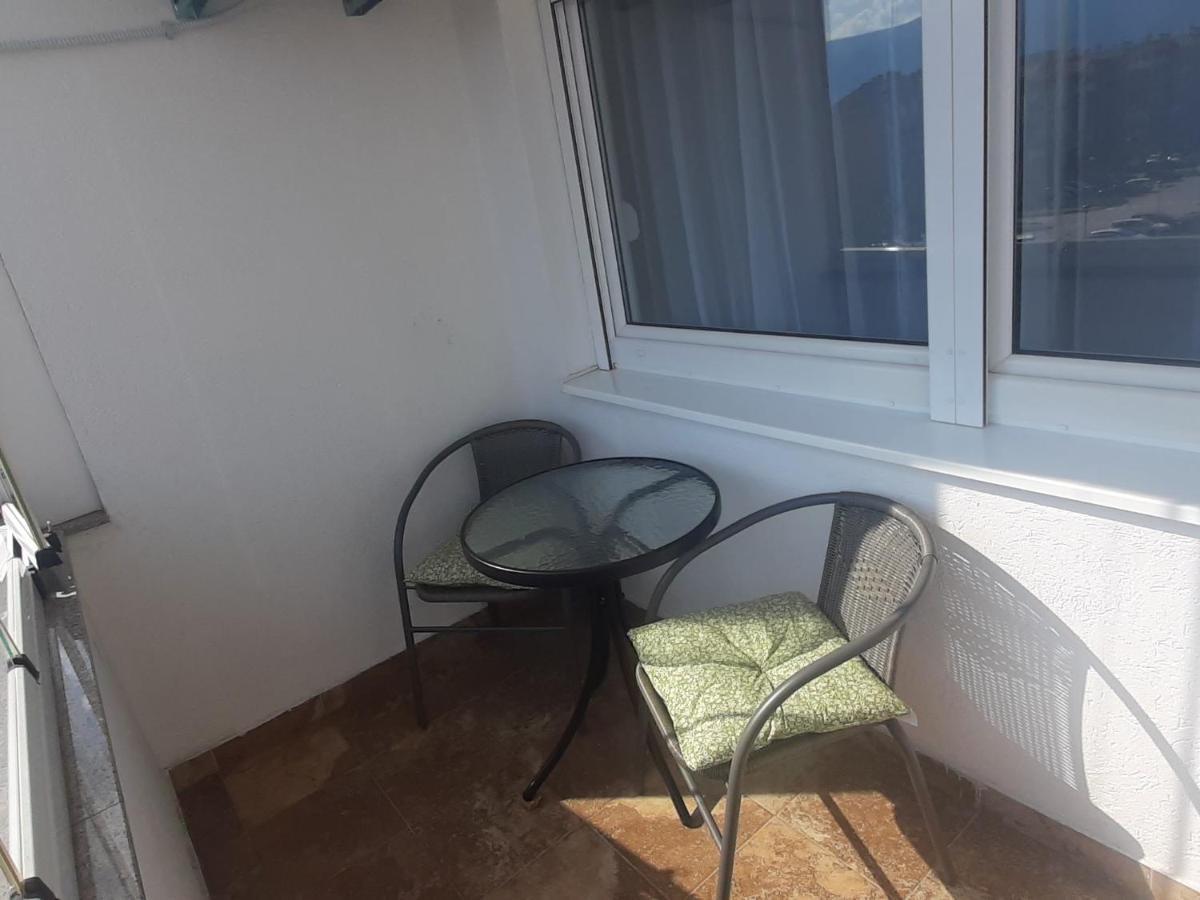 Apartman Stella Istocno Sarajevo Lukavica Exterior photo